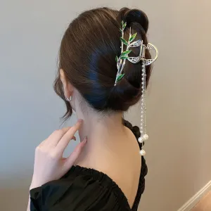 Bamboo Tassel Pearl Hair Crab