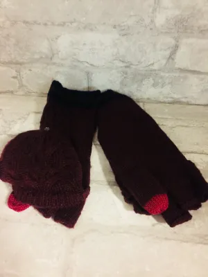 Brand new Women's LAUREN Ralph Lauren Cable Pop Top Touch Gloves. Convertible mittens with a fingerless design, Maroon/Navy! Nordstrom Item! Retails $40 