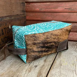 Dutton - Red Brindle w/ Turquoise Sand Tool