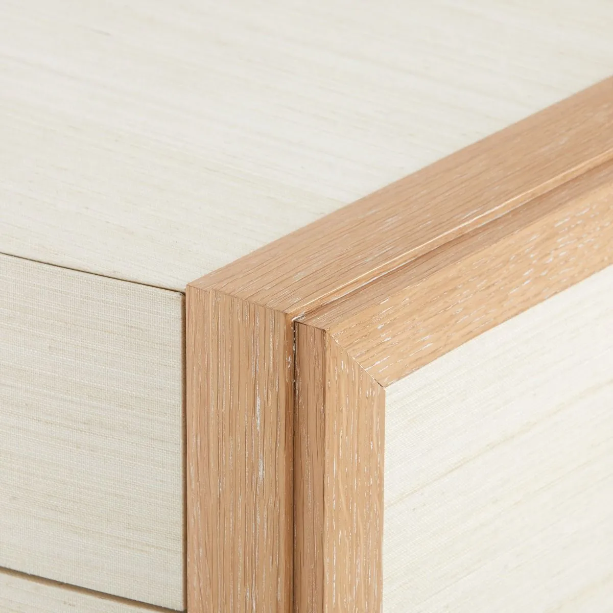 Faria Dresser