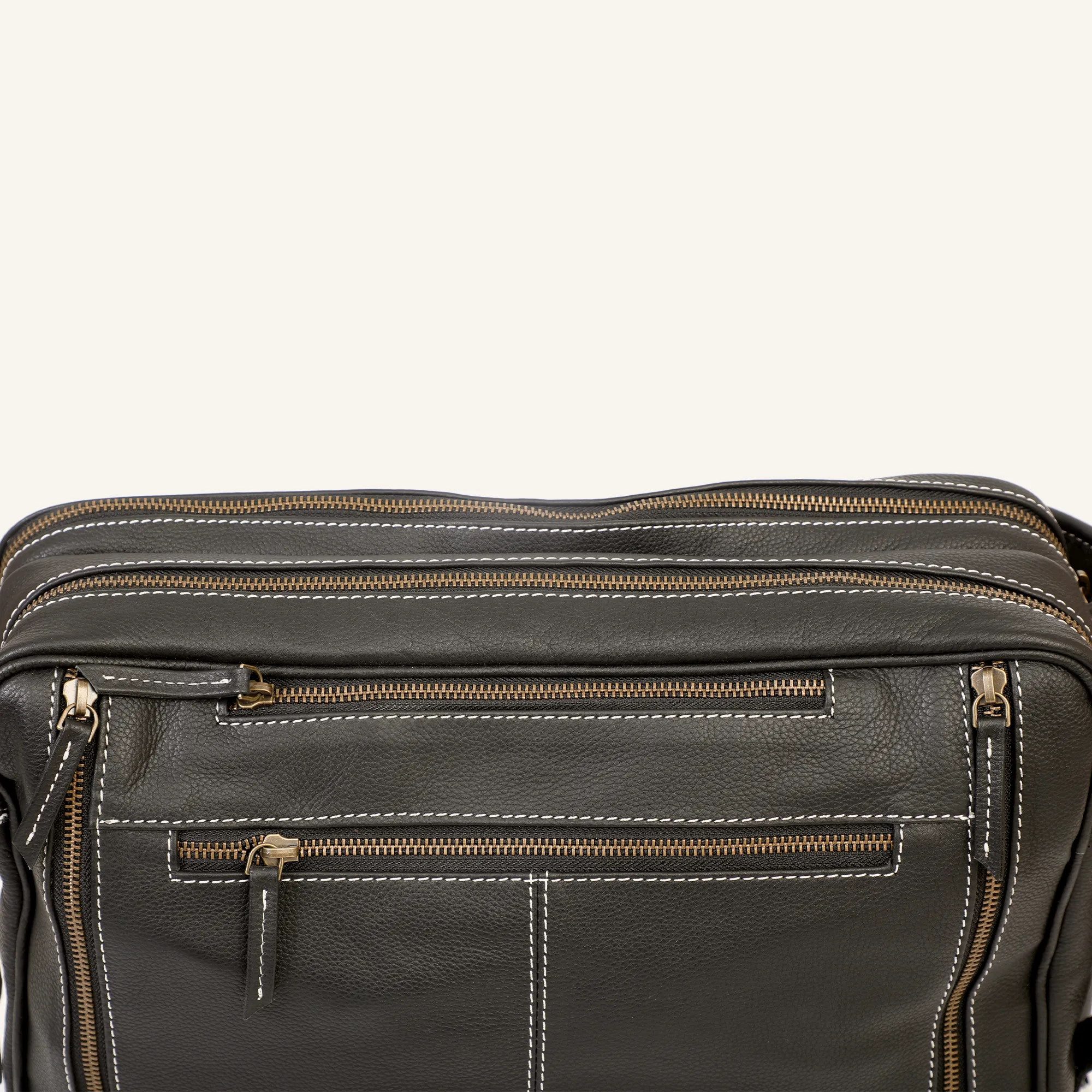 Gris Manifold 4-in-1 BackPack