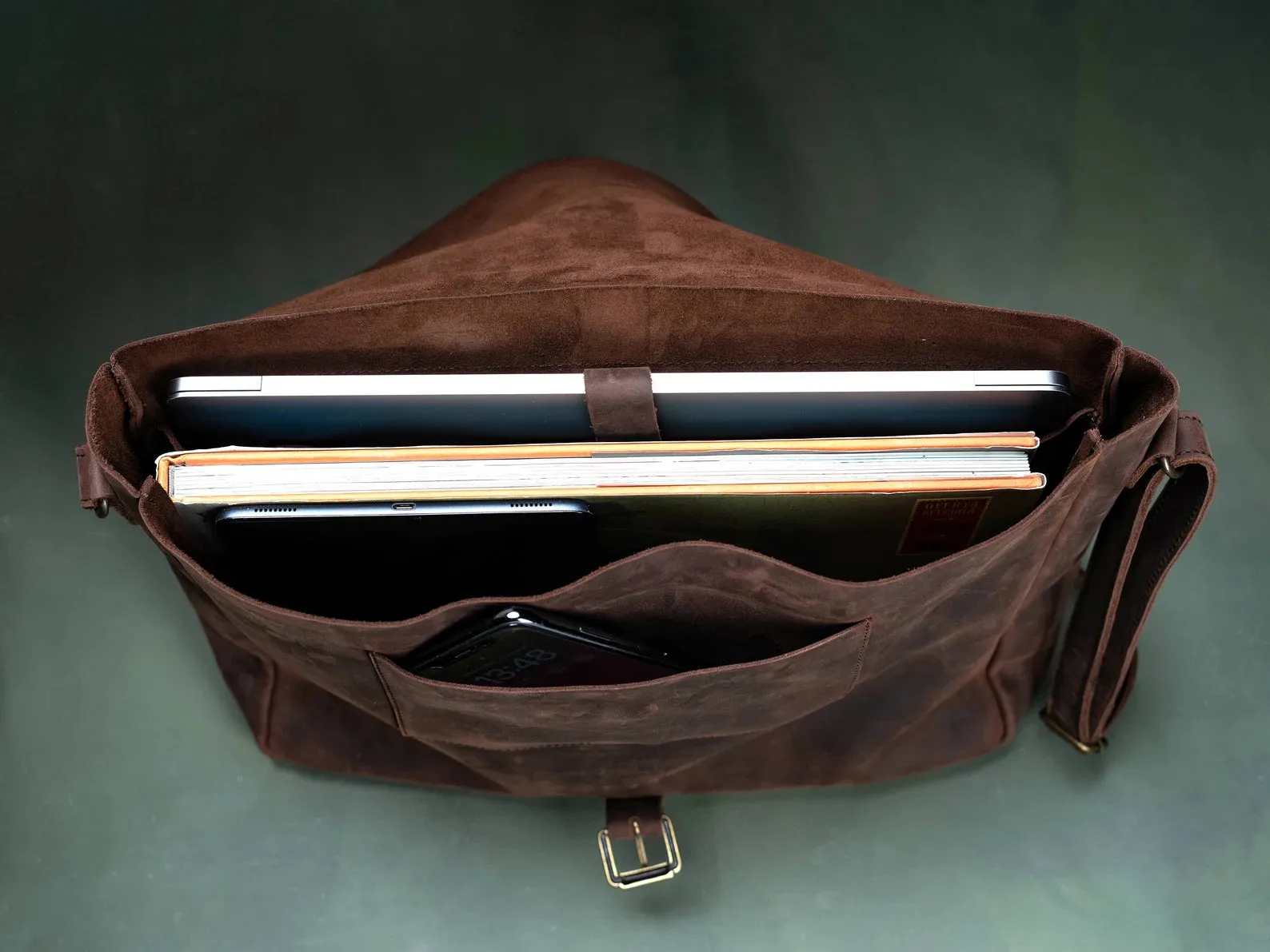 Handmade Messenger Bag with Minimalist Style