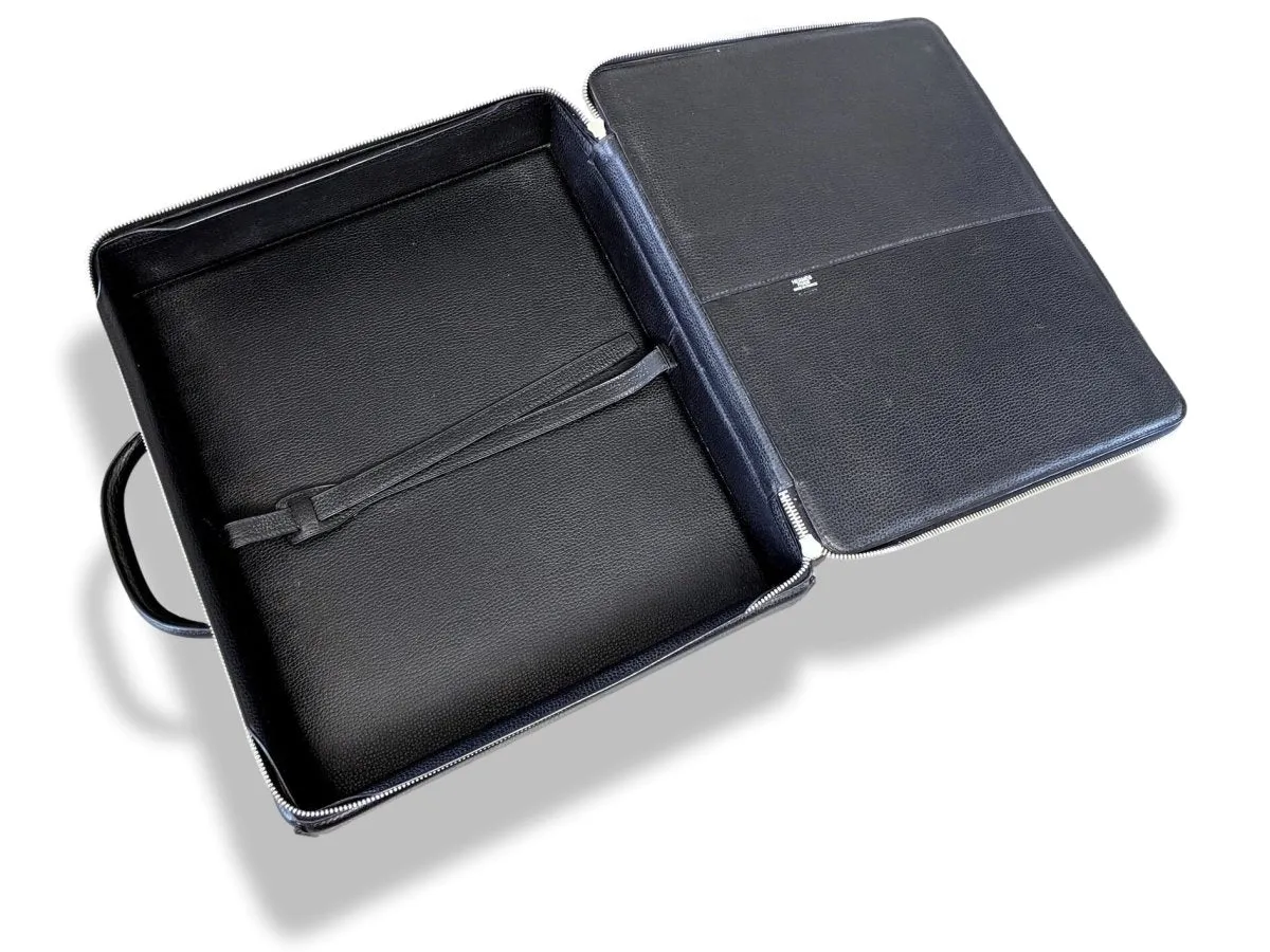 Hermes Unisex Black Vache Liegee VALISE HERLIGHT 24 MM CASE with Carry Co Superb!