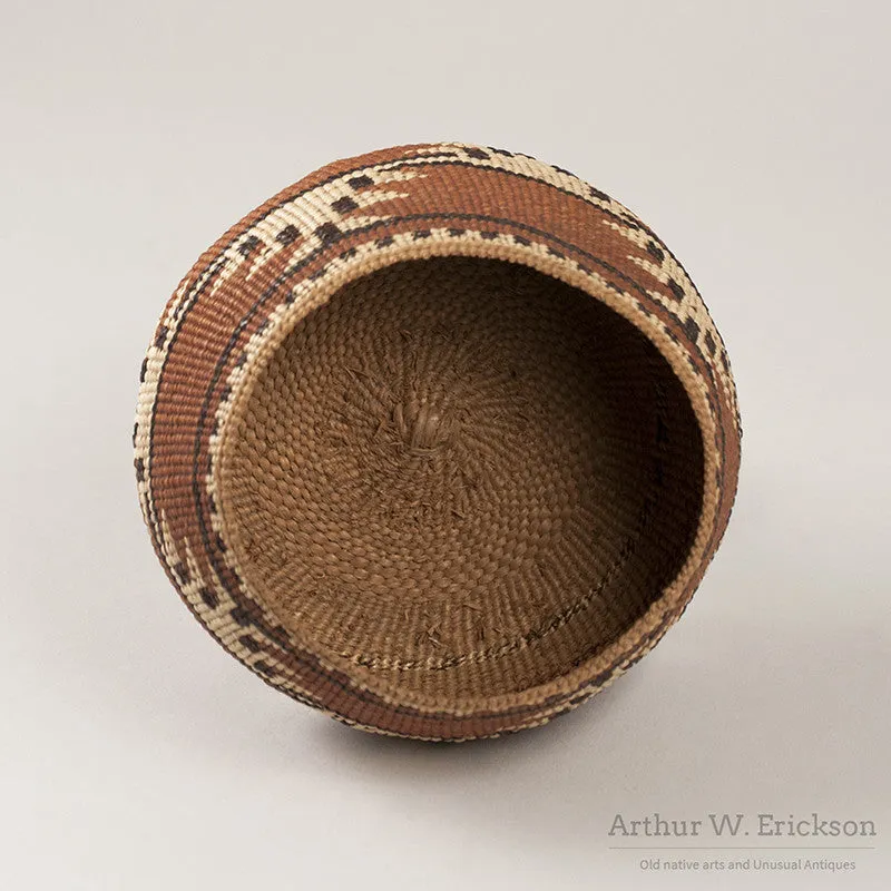 Karok Basket with Reflective pattern