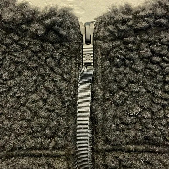 LULULEMON Wool Whenever Crew Sweater Sherpa Teddy Pullover Black - Size 4