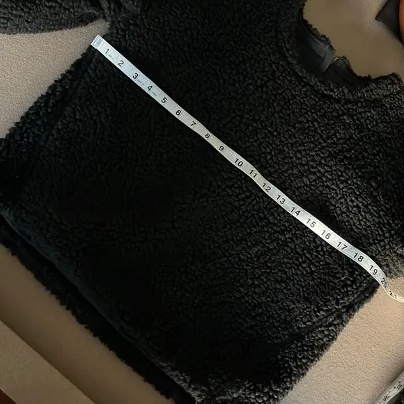 LULULEMON Wool Whenever Crew Sweater Sherpa Teddy Pullover Black - Size 4