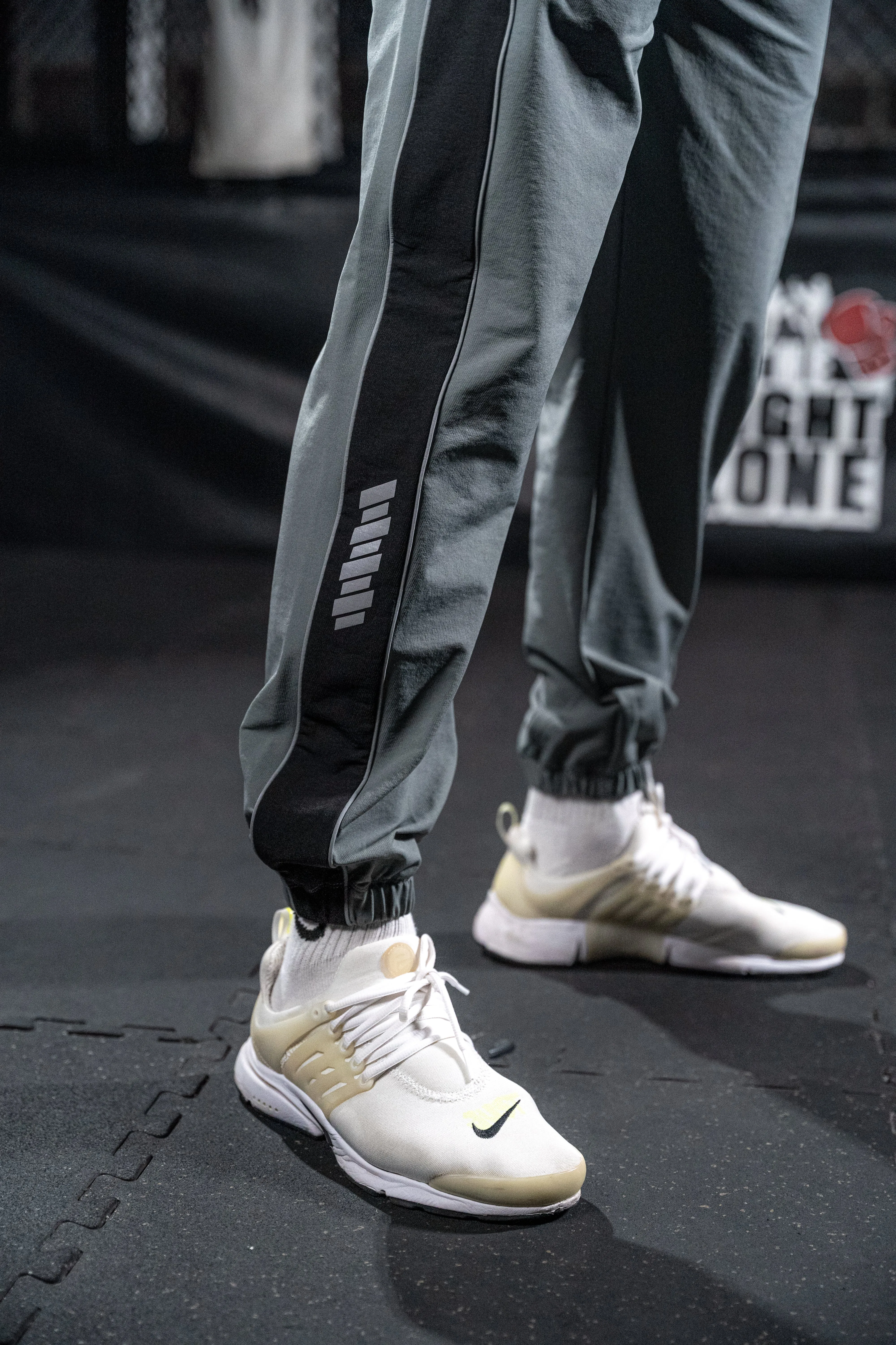 Oversized ULTRA-FLEX Panel Jogger [Reflective]