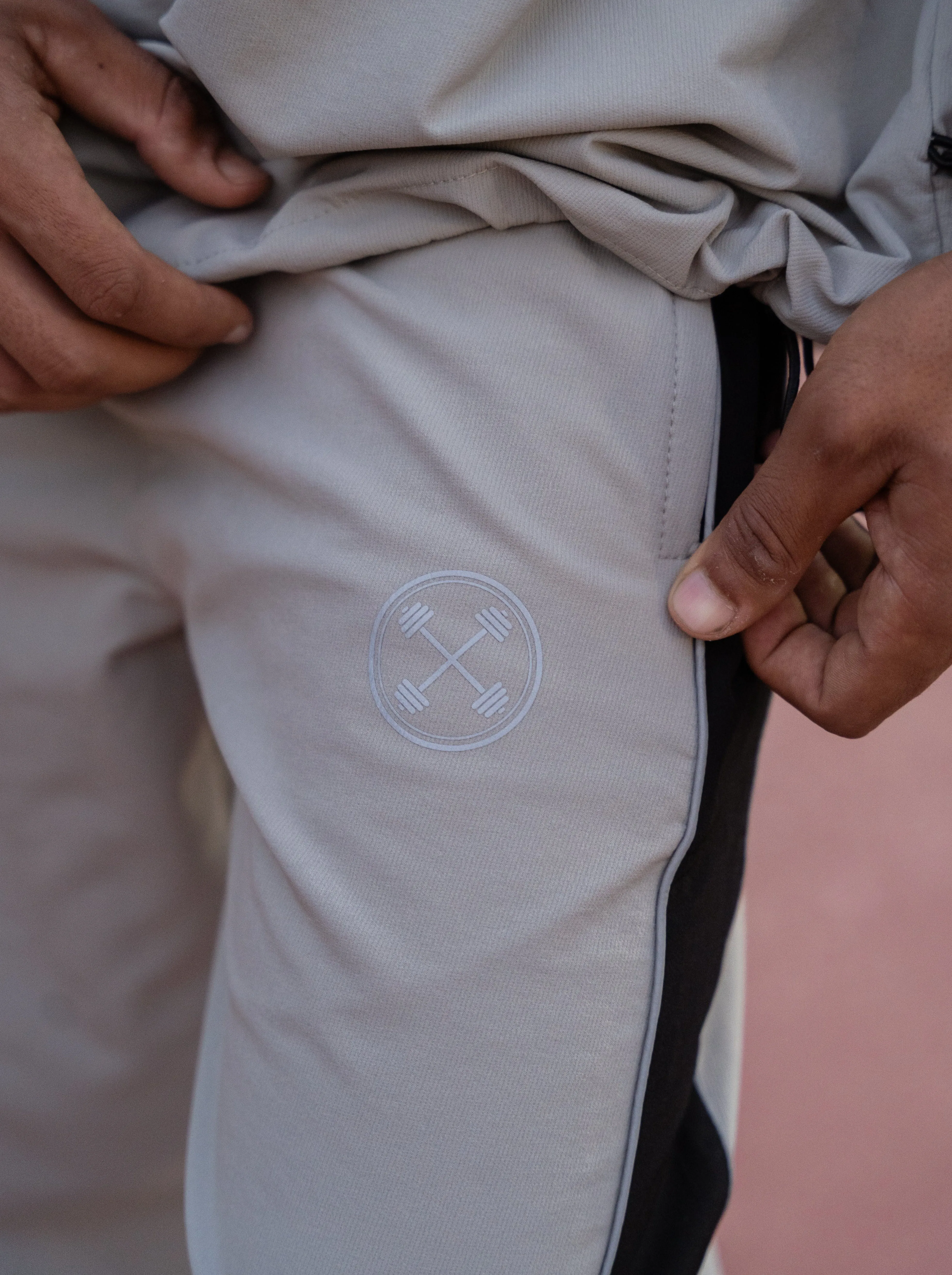 Oversized ULTRA-FLEX Panel Jogger [Reflective]
