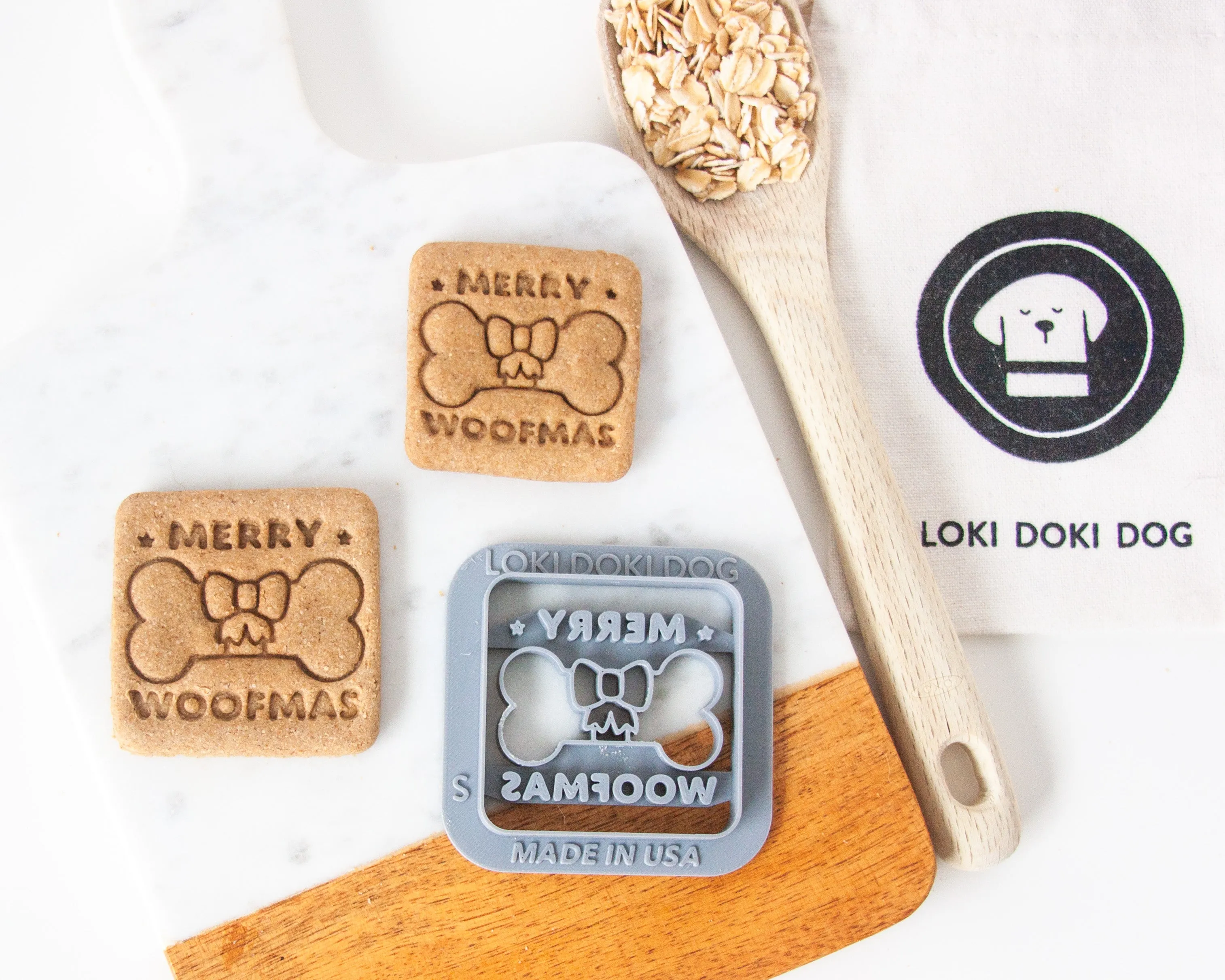 "Merry Woofmas" Bone with Bow Square Shape Dog Biscuit Cookie Cutter
