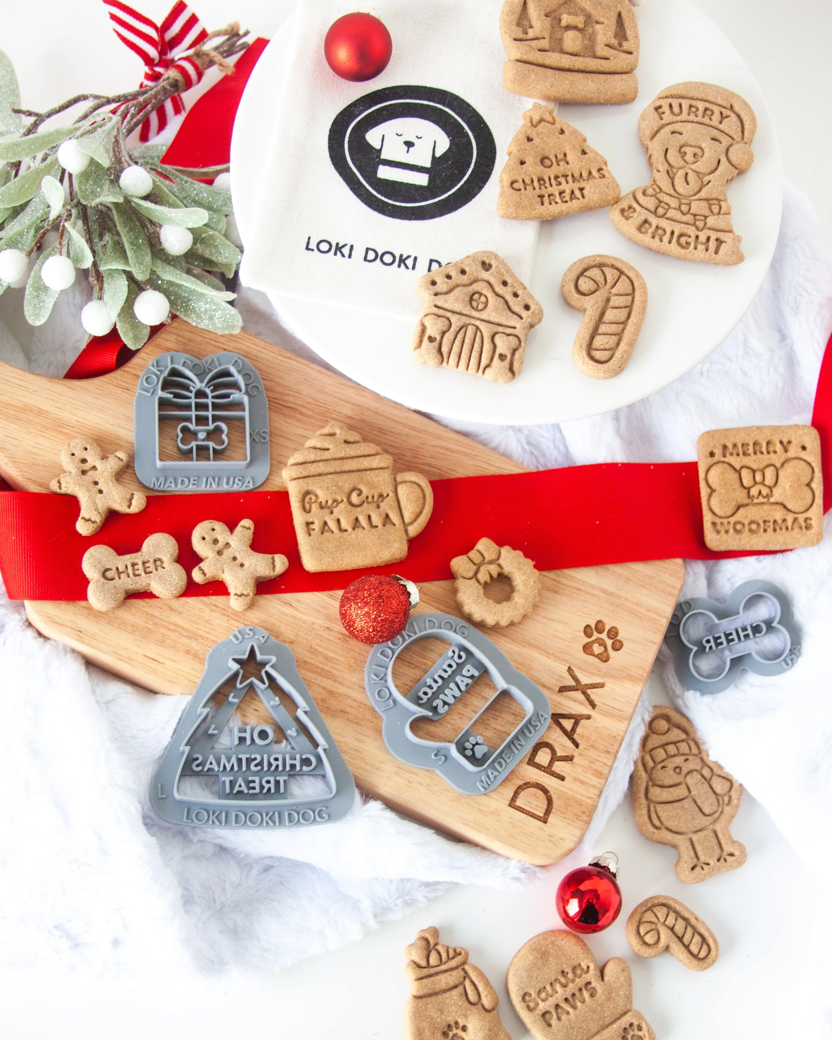 "Oh Christmas Treat" Christmas Tree Shape Cookie Cutter