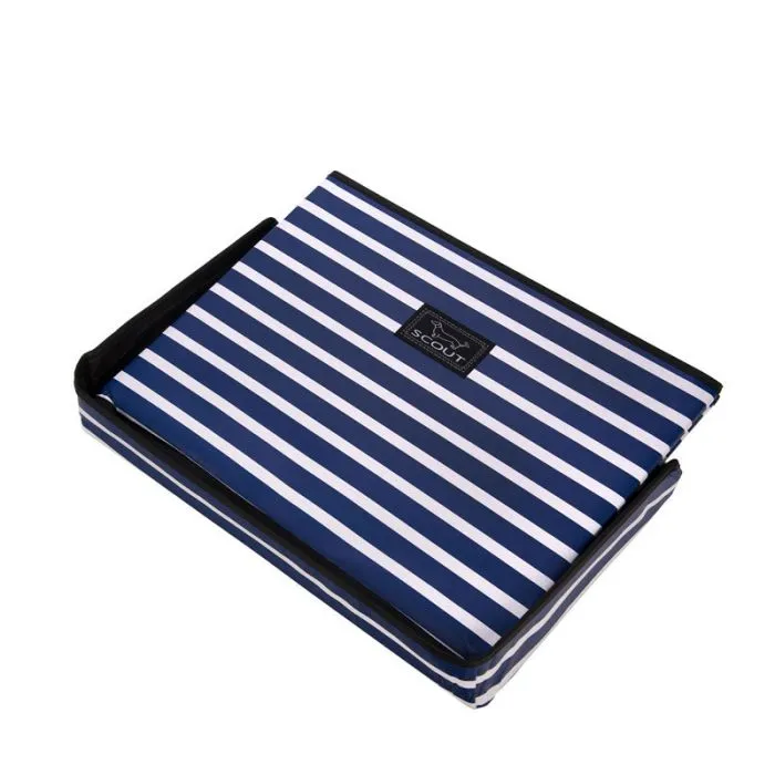 Scout Rump Roost Medium Nantucket Navy