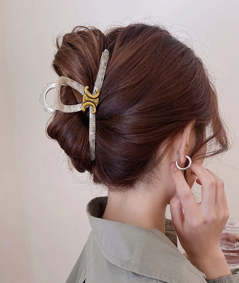 Triumphal Arch Long Shark Clip