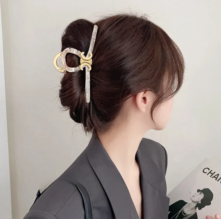 Triumphal Arch Long Shark Clip