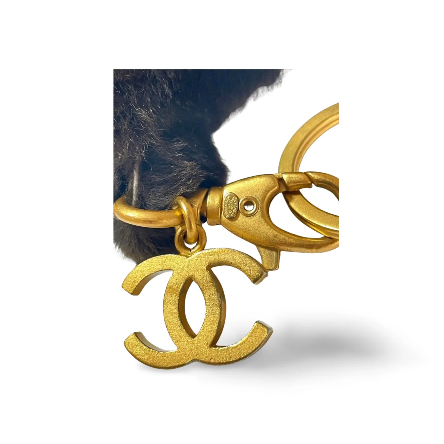 Vintage Chanel brown rabbit fur key strap, keyring with golden CC mark motif. Must have Chanel accessory. Great gift. 070107ac5