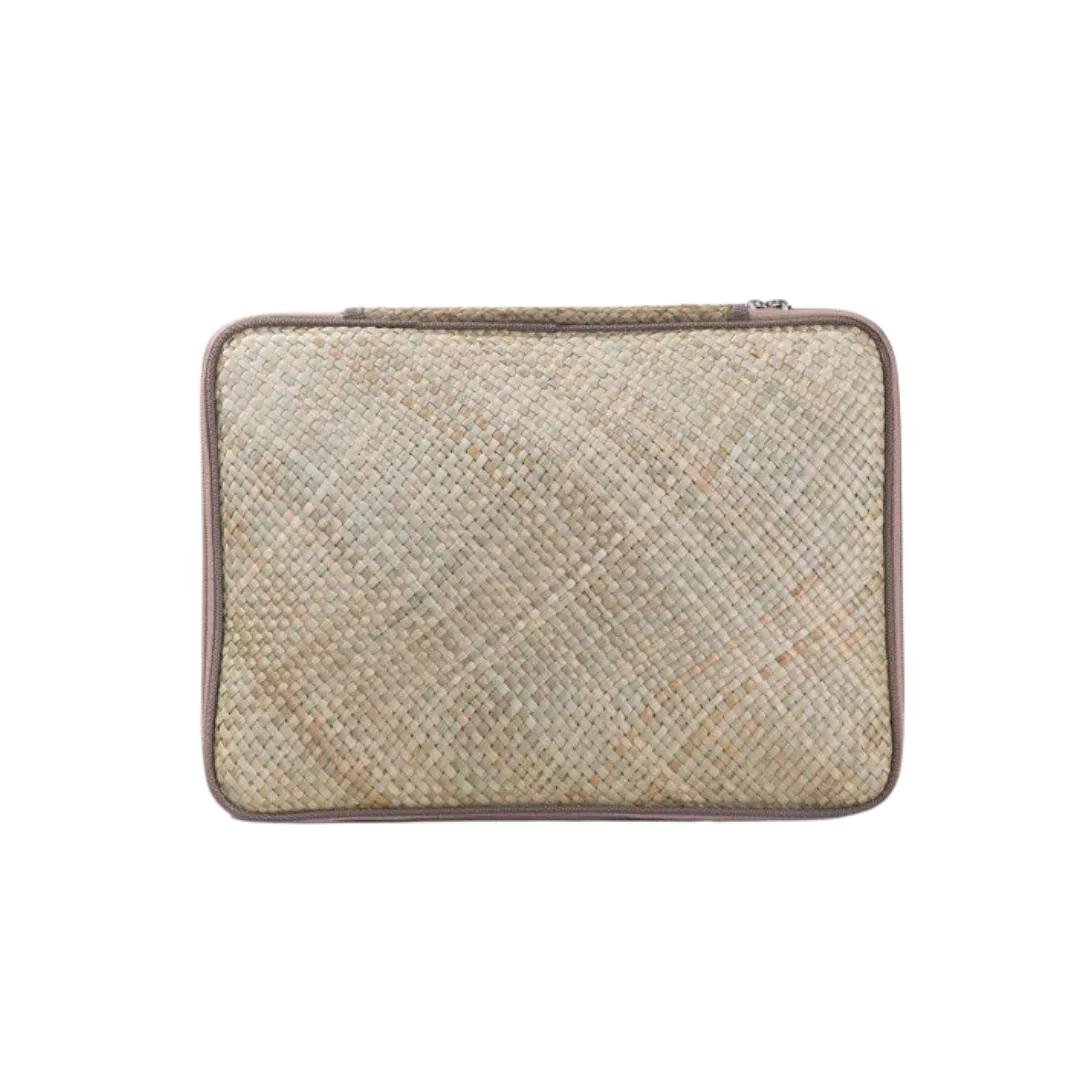 Woven Abre Tikog Grass Laptop Sleeve in Amakan